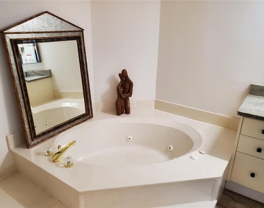 6650 Sunset Way - Photo Thumbnail 22