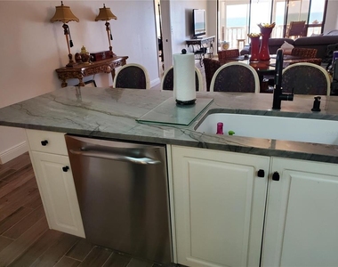 6650 Sunset Way - Photo Thumbnail 13