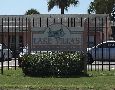 6 Lake Villa Way - Photo Thumbnail 12