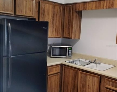 6 Lake Villa Way - Photo Thumbnail 4