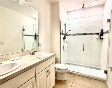 5003 Royal Point Avenue - Photo Thumbnail 6