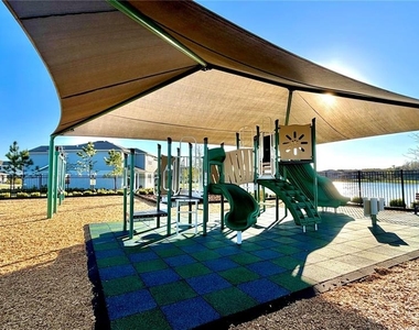 5003 Royal Point Avenue - Photo Thumbnail 13