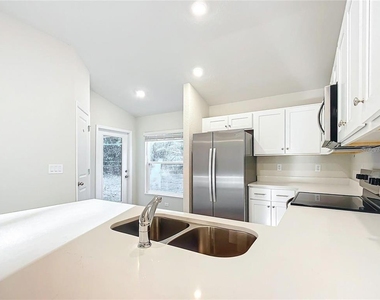 3070 E Odier Street - Photo Thumbnail 12