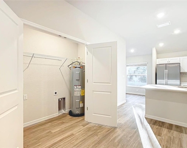 3070 E Odier Street - Photo Thumbnail 13