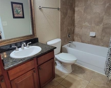 914 Charo Parkway - Photo Thumbnail 12