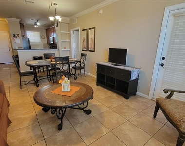 914 Charo Parkway - Photo Thumbnail 4