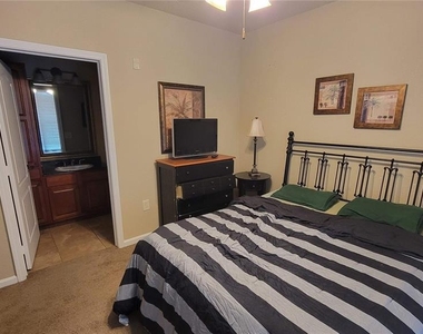 914 Charo Parkway - Photo Thumbnail 11