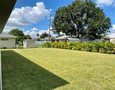 23466 Garrett Avenue - Photo Thumbnail 34