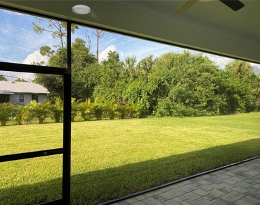 23466 Garrett Avenue - Photo Thumbnail 32