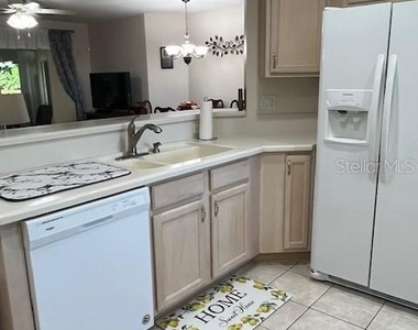 7928 Sw 80th Place Road - Photo Thumbnail 11