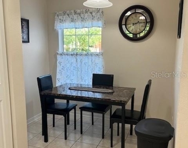 7928 Sw 80th Place Road - Photo Thumbnail 6