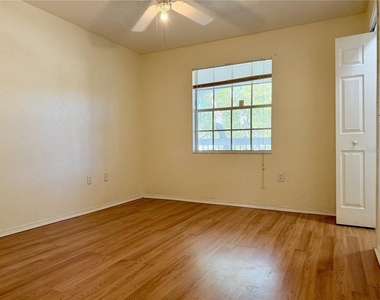 13839 Fairway Island Drive - Photo Thumbnail 18