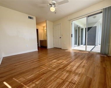 13839 Fairway Island Drive - Photo Thumbnail 14