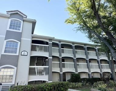 13839 Fairway Island Drive - Photo Thumbnail 1