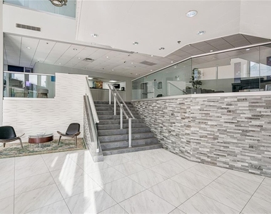 151 E Washington Street - Photo Thumbnail 1