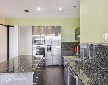 151 E Washington Street - Photo Thumbnail 15
