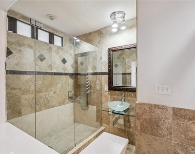 151 E Washington Street - Photo Thumbnail 19