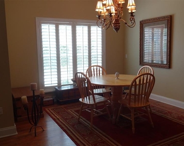 1144 Delaney Avenue - Photo Thumbnail 19