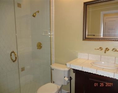 1144 Delaney Avenue - Photo Thumbnail 32