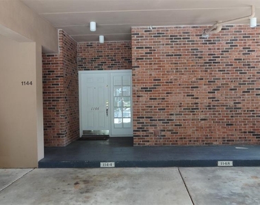 1144 Delaney Avenue - Photo Thumbnail 21