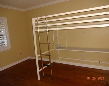 1144 Delaney Avenue - Photo Thumbnail 34