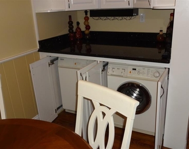 1144 Delaney Avenue - Photo Thumbnail 20