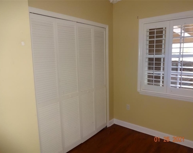 1144 Delaney Avenue - Photo Thumbnail 34
