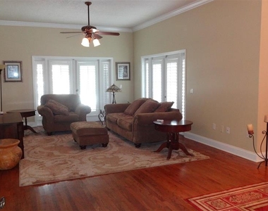 1144 Delaney Avenue - Photo Thumbnail 14