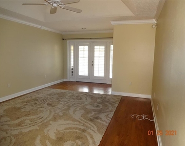 1144 Delaney Avenue - Photo Thumbnail 43