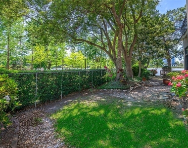 1144 Delaney Avenue - Photo Thumbnail 56