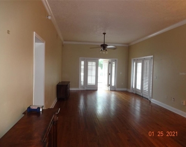 1144 Delaney Avenue - Photo Thumbnail 36