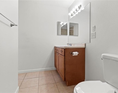 530 Orange Drive - Photo Thumbnail 15