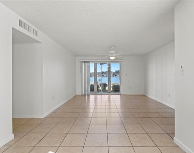 530 Orange Drive - Photo Thumbnail 2