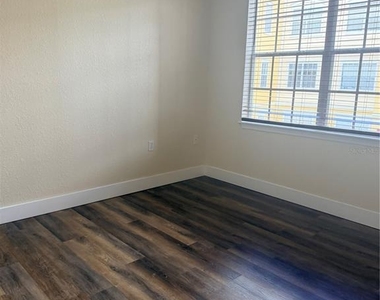 8137 Claire Ann Drive - Photo Thumbnail 16