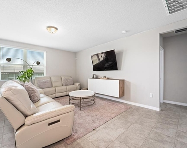 3053 Cassidy Lane - Photo Thumbnail 8
