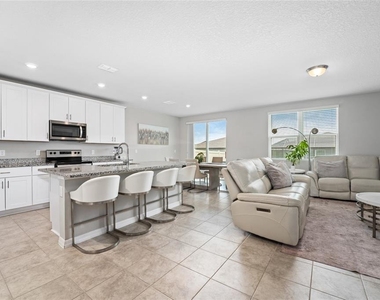 3053 Cassidy Lane - Photo Thumbnail 4
