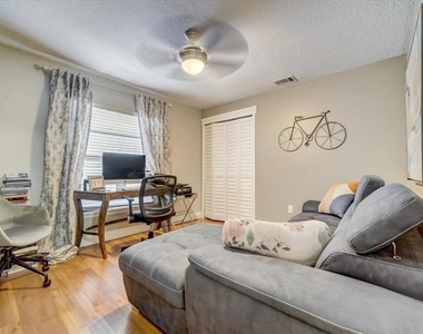 7233 Branchtree Drive - Photo Thumbnail 27