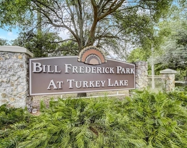 7233 Branchtree Drive - Photo Thumbnail 53