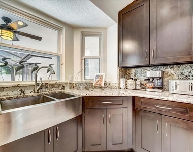 7233 Branchtree Drive - Photo Thumbnail 17