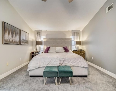 7233 Branchtree Drive - Photo Thumbnail 21