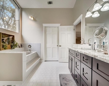 7233 Branchtree Drive - Photo Thumbnail 25
