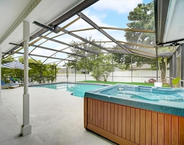 7233 Branchtree Drive - Photo Thumbnail 43
