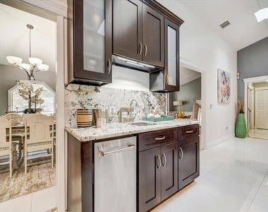 7233 Branchtree Drive - Photo Thumbnail 19