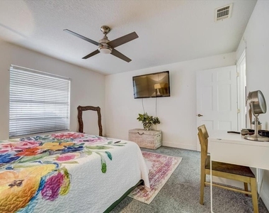7233 Branchtree Drive - Photo Thumbnail 30