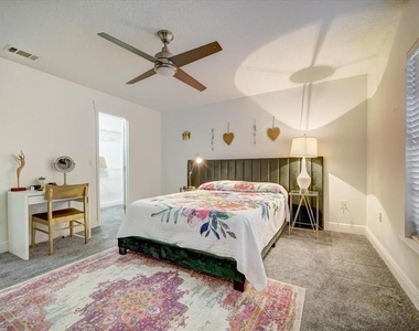 7233 Branchtree Drive - Photo Thumbnail 37
