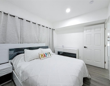 4026 Indianapolis Street Ne - Photo Thumbnail 16