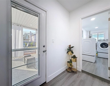 4026 Indianapolis Street Ne - Photo Thumbnail 19