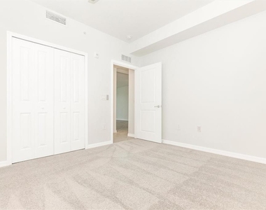 12320 Wellen Golf Street - Photo Thumbnail 41