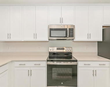 12320 Wellen Golf Street - Photo Thumbnail 15