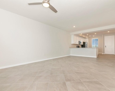 12320 Wellen Golf Street - Photo Thumbnail 22